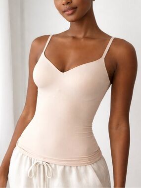 UNIQLO AIRism Camisole Top – Nude / Beige – Size S
